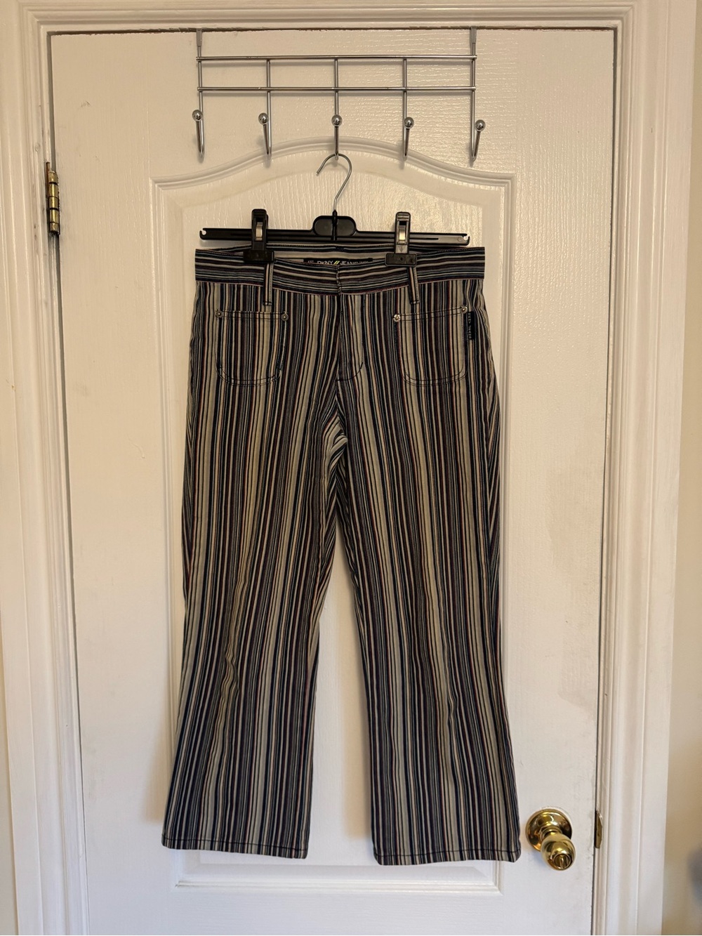 DKNY- Capri Pants in Colourful Pinstripe